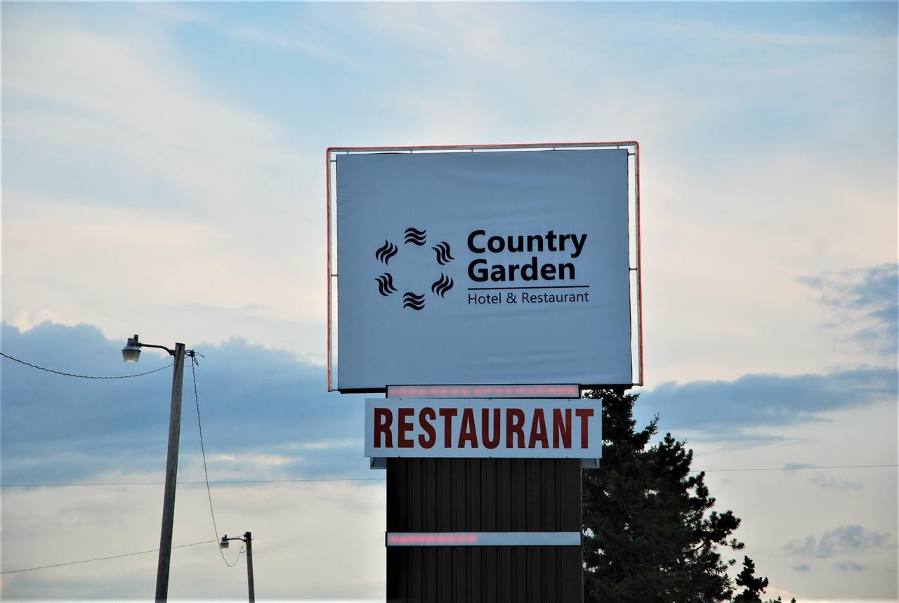 Country Garden Inn & Restaurant Smoky Lake Экстерьер фото
